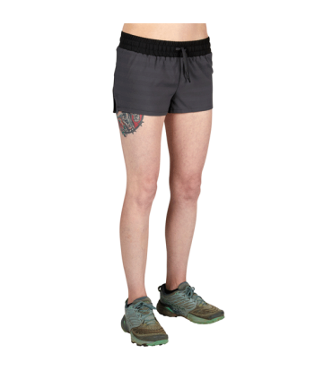 Stratus Short Women